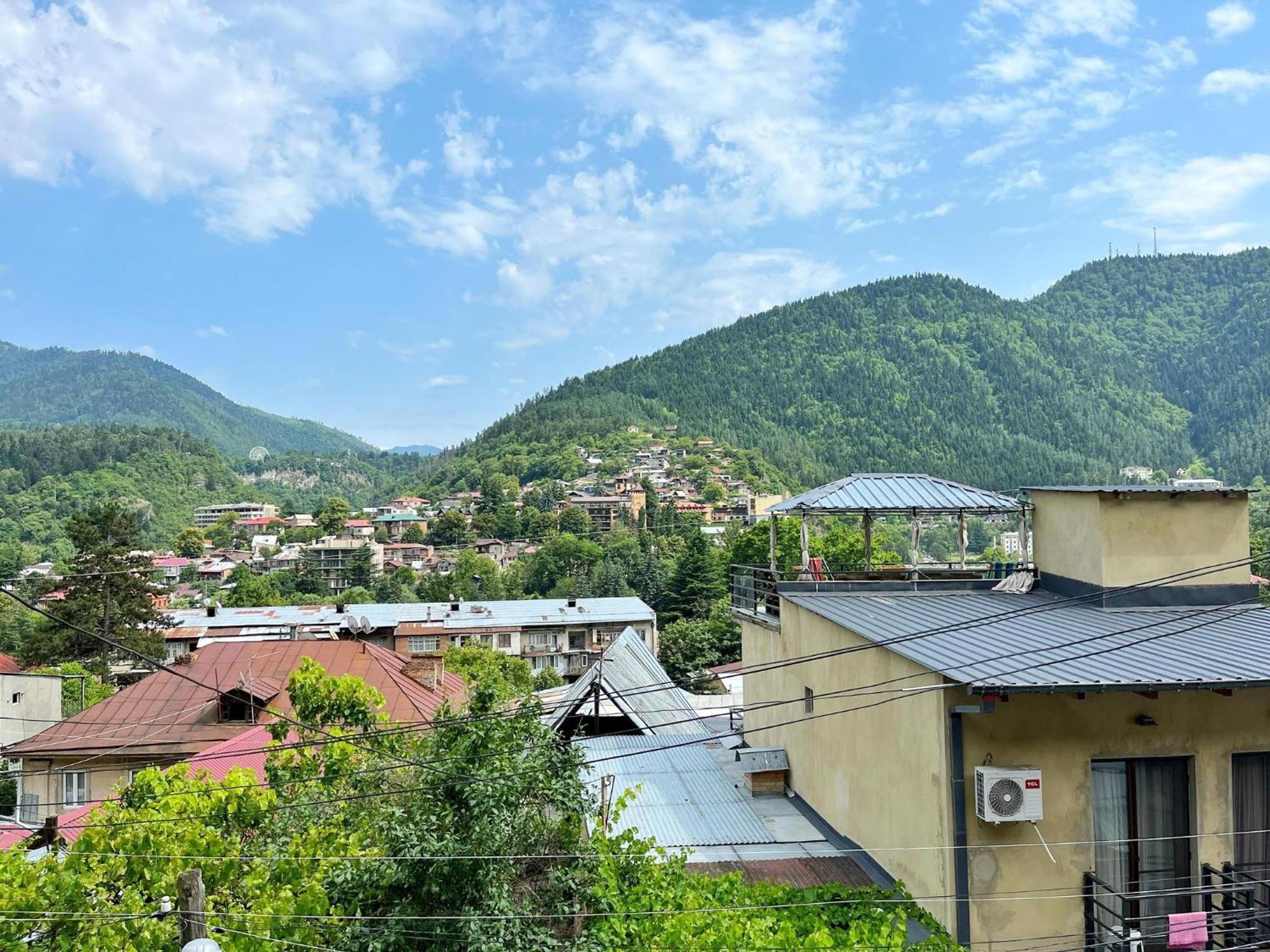 Happy Holidays Borjomi Exterior foto